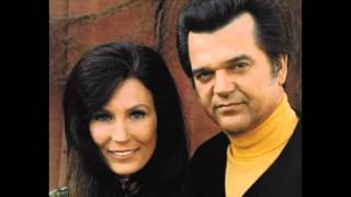 Watch Conway Twitty Only Way Around It Is Right Thru The Middle video